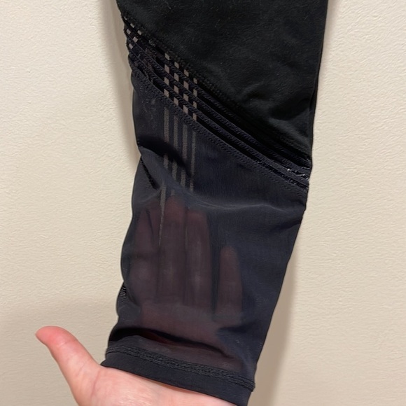 Fabletics Black High Waisted Leggings XS Sheer Side Stripes Pilates Yoga Run - Picture 6 of 8